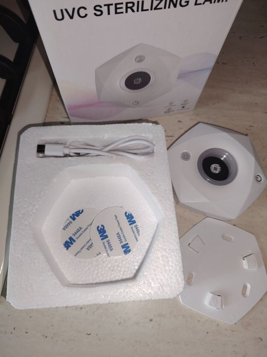 Lampă sterilizare UVC portabilă anti-bacteriană pentru wc/ coş gunoi/ garderobă, NOUĂ
