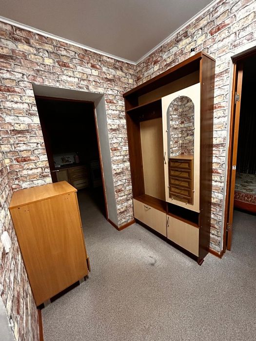 Сдаеться  полуторка посуточно