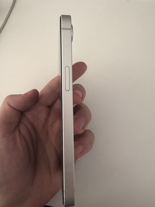 iPhone 16E 128GB White Гаранция