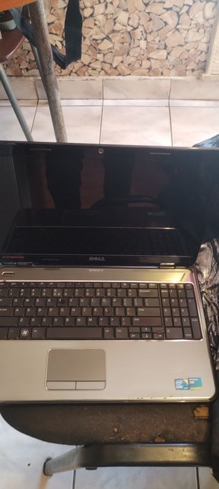 Vând laptop dell in stare buna cu încărcător