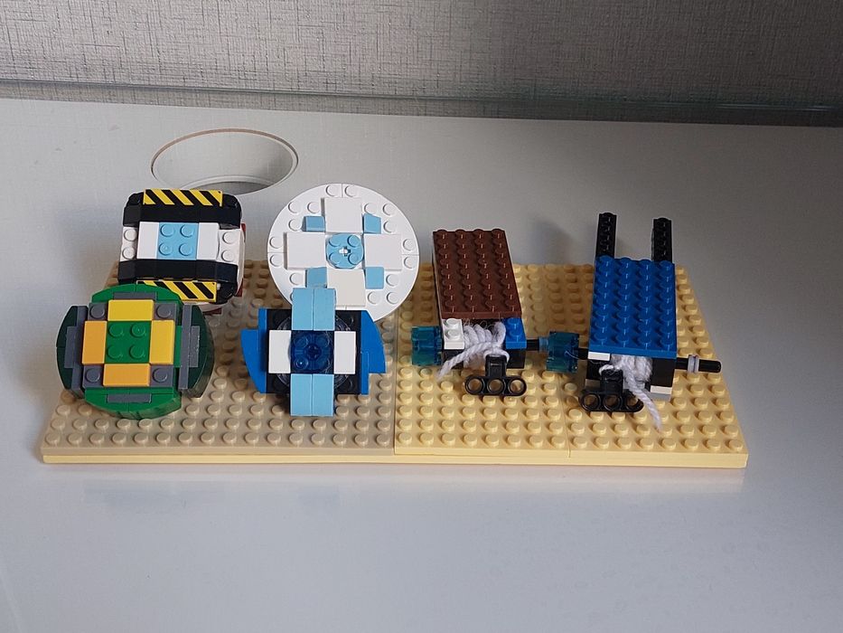 Продам оригинальные детали LEGO