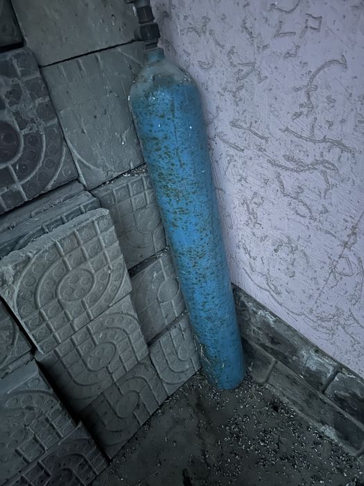 Килородный баллон маленький