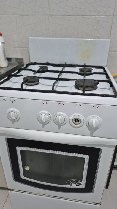 Продам плиту газовую.