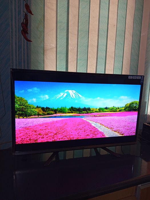 Продам смарт ТВ HAIER