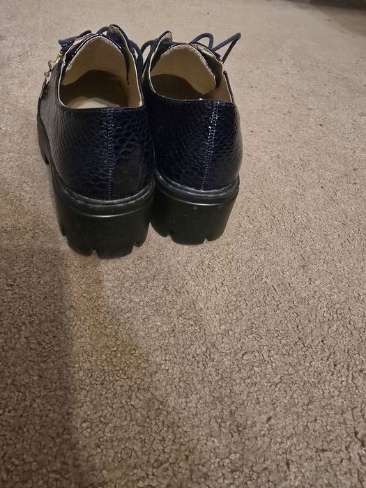 Срочно продам 38 размер ODKNY