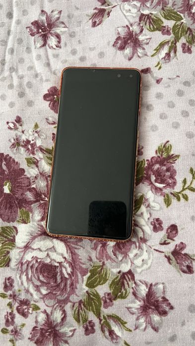 Samsung s10 sotiladi holati yahshi