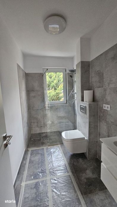 Apartament modern 3 camere 2 bai  terasa acoperita etaj 1 in Cristian