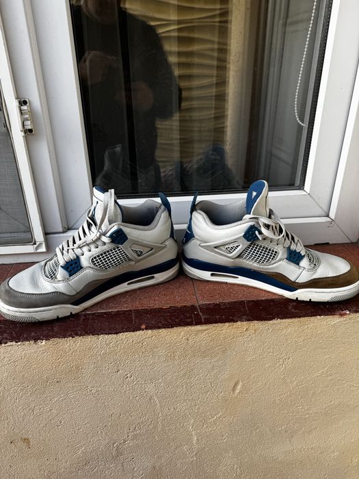 Air Jordan 4 Originali din America Los Angeles