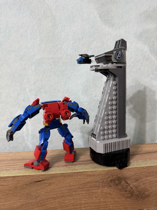 Лего Башня мстителей и меха Супермена( оригинал )