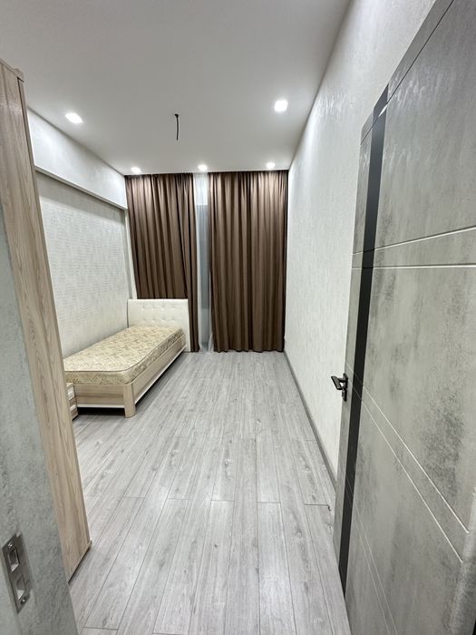 Сергели голдон хаус 3/2/6. Оила инастранга берилади