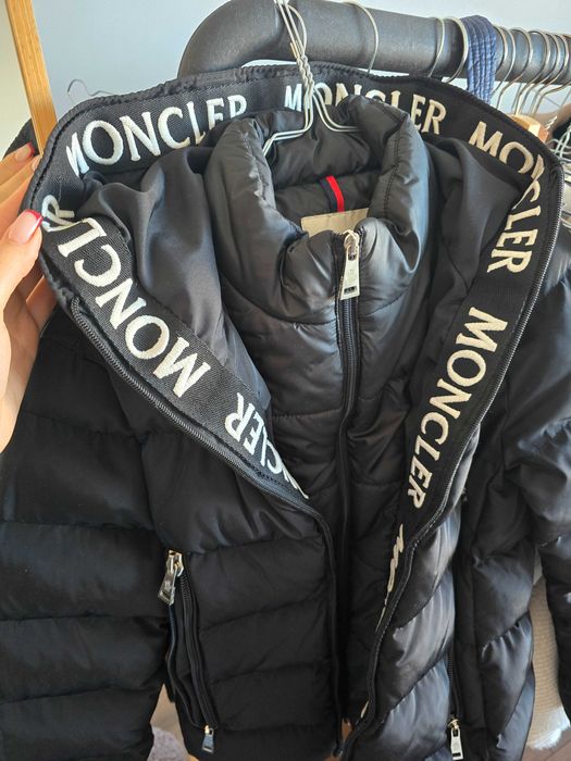 Дамско яке Moncler