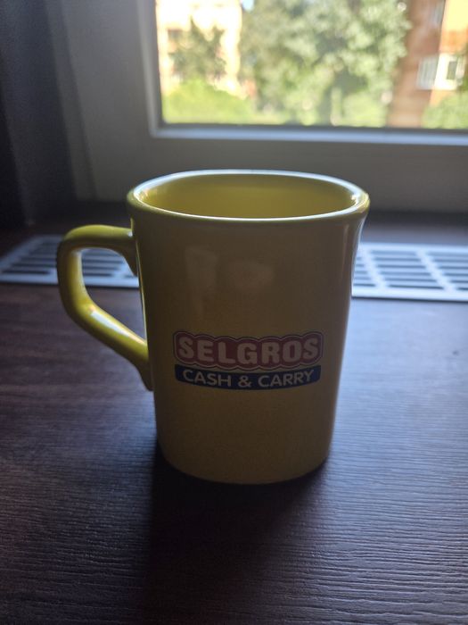 Cană Selgros galbenă