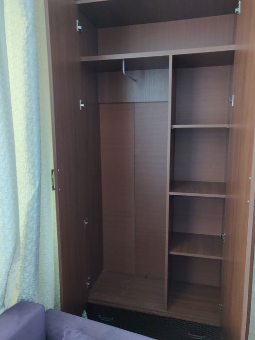 Шкафы с зеркалом