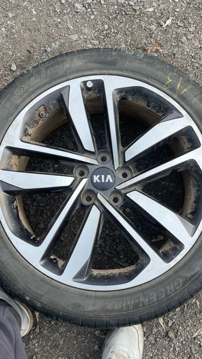 Продам 5 дисков заводские