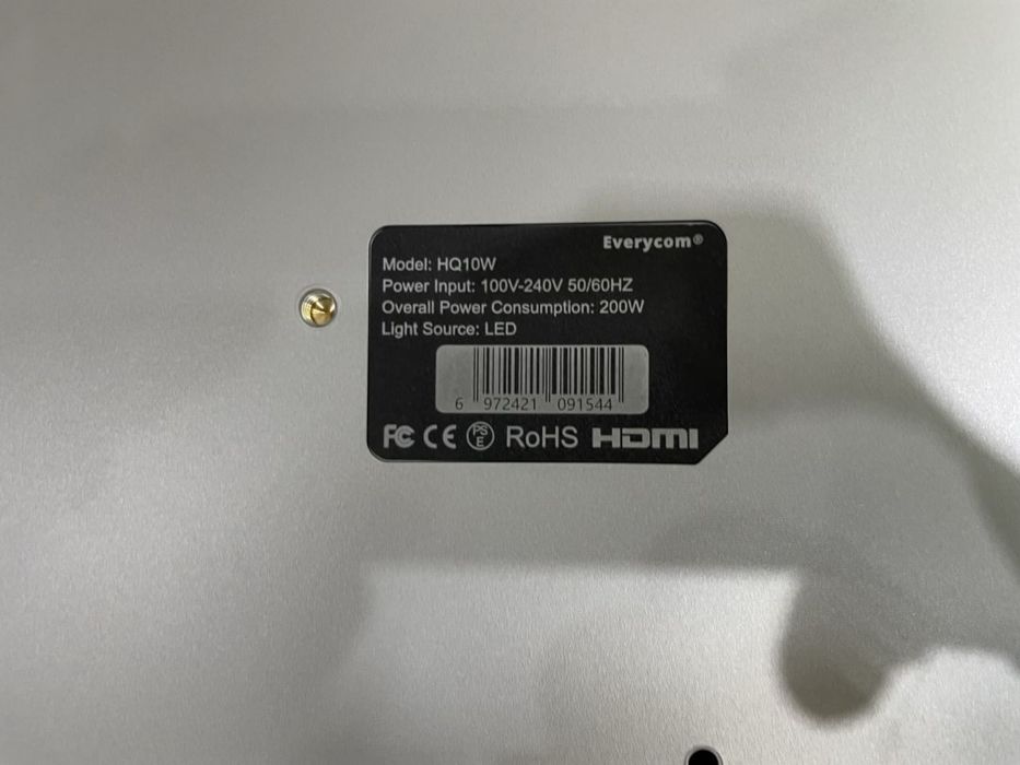 Проектор Everycom hq 10w супер яркий hd 4k projector