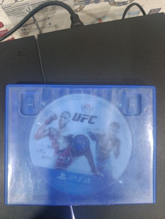 UFC для пс 4 ...
