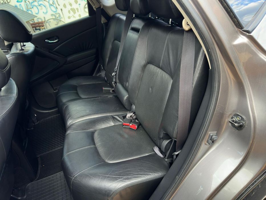 Vând sau schimb Nissan Murano 4*4