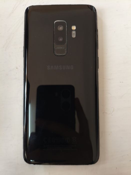 Теоефон Самсунг S9 plus