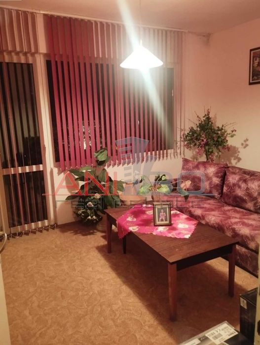 Продава се Четиристаен апартамент в Варна, Център - 94 кв.м за 3085 €/кв.м - Снимка #1