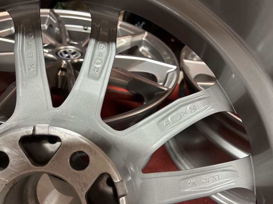 18 цола 5х112 VW Passat Tiguan Audi A4 A5 A6 Q5  Skoda