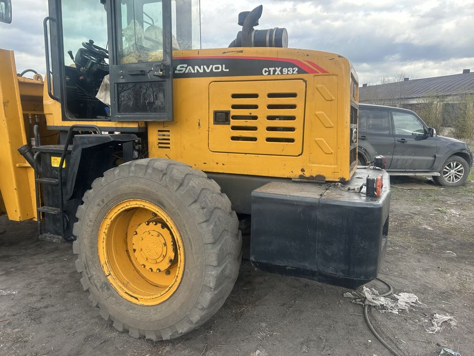 Погрузчик китай 1,5 куб