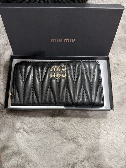 Portofel dama , MIU MIU