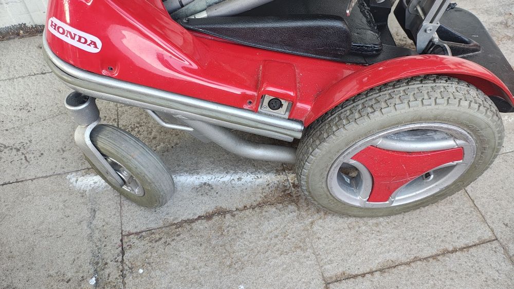 Детска електрическа Инвалидна количка на хонда