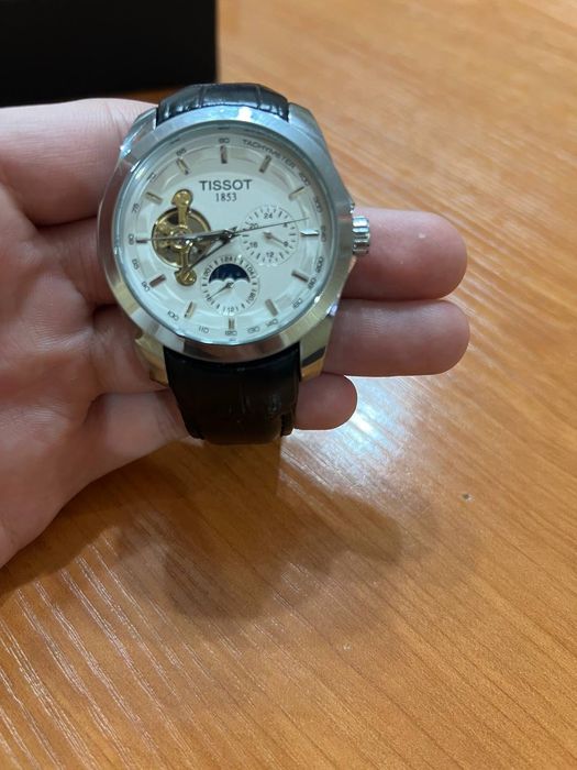Tissot 1853 Automatic Elegant – Klassik Babochkali Mexanik soat.
Soat