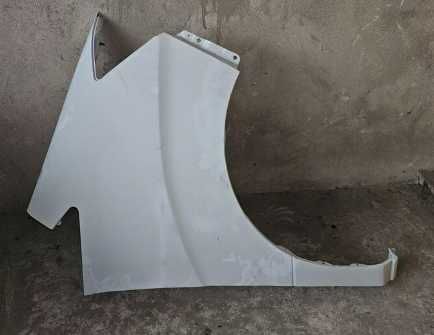 Крылья тойота альфард 02-08 год