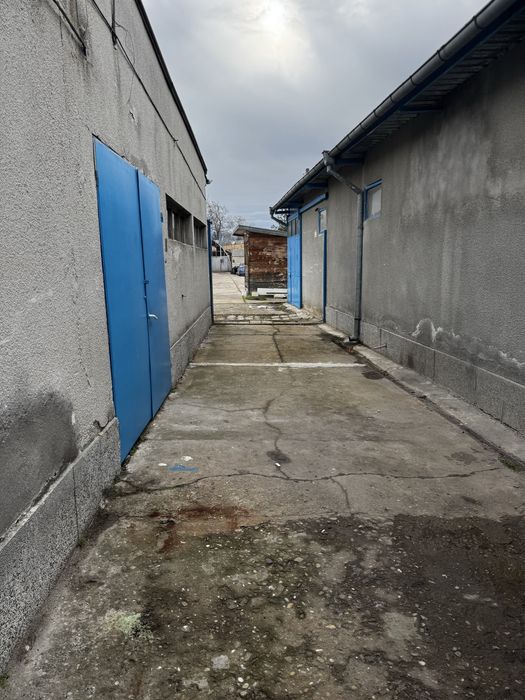 Дава се под наем Промишлена сграда в Пловдив, Индустриална зона - Тракия - 125 кв.м за 398.82 € - Снимка #2