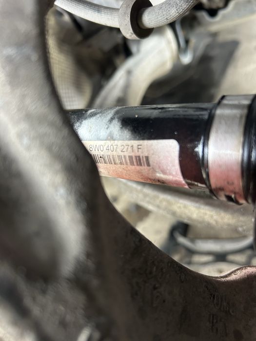 Planetară dreapta față  Audi A4 B9 2.0 Tdi cutie automată 2021