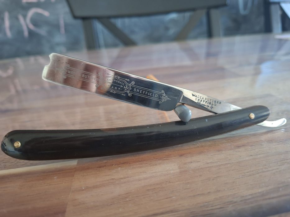 Brici englezesc Wade & Butcher shave ready