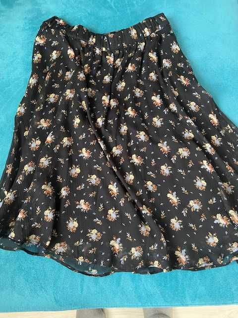 2 броя поли спортно елегантни поли