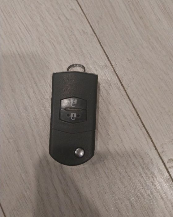 Оригинални ключове за Bmw Mercedes Vw Audi Toyota Nissan Mazda Renault