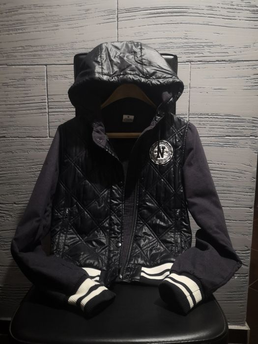 Дамско яке Nike xs