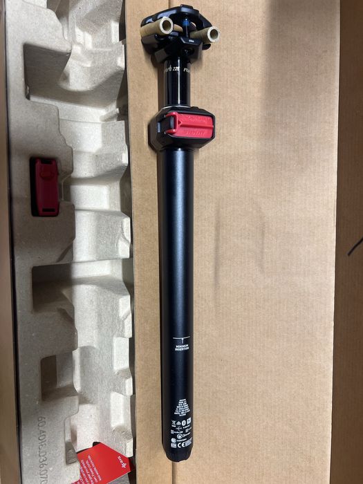 Tija sa Rock shox Reverb AXS  31.6. 225mm