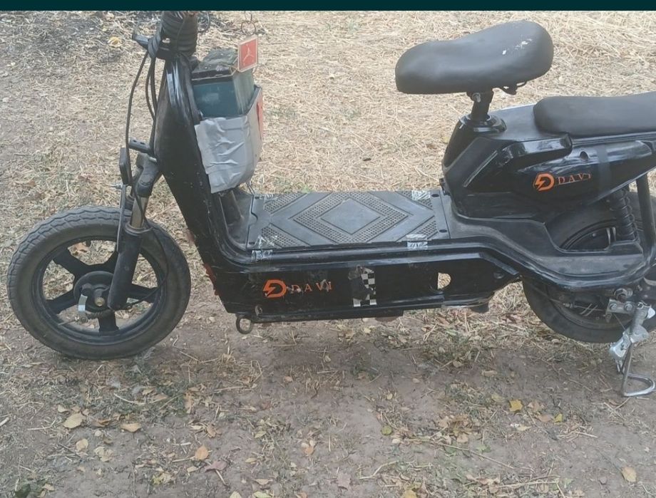 Продам элнктроскутер