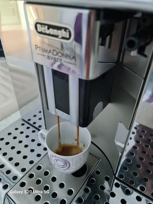 Delonghi Primadonna Avant essam 6700