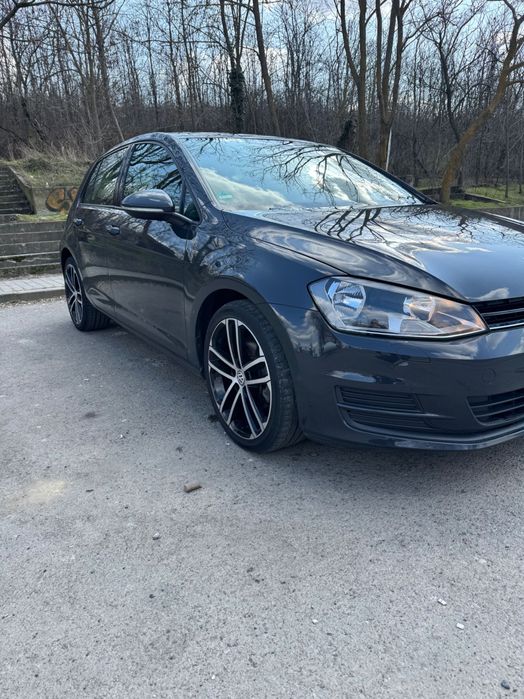 Vând golf 7 BLUE MOTION