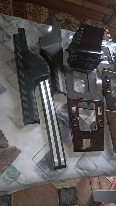 Мерседес.202 Консольи салона..