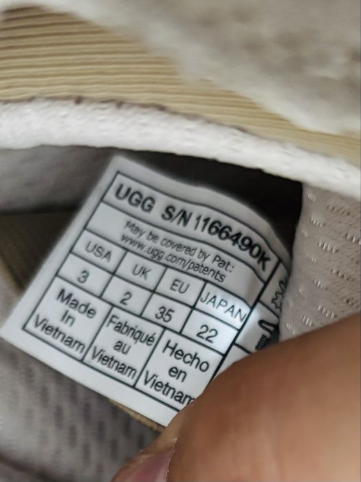 UGG 35 piele intoarsa