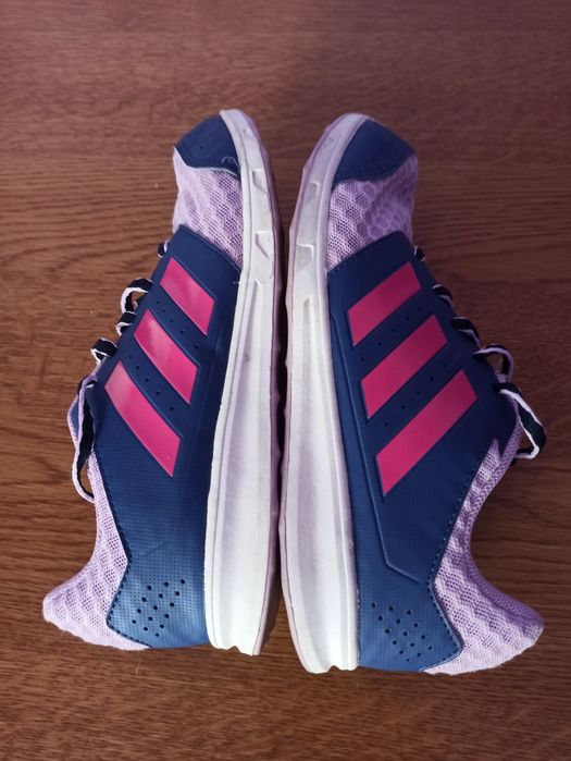 Pantofi sport Adidas mărimea 38