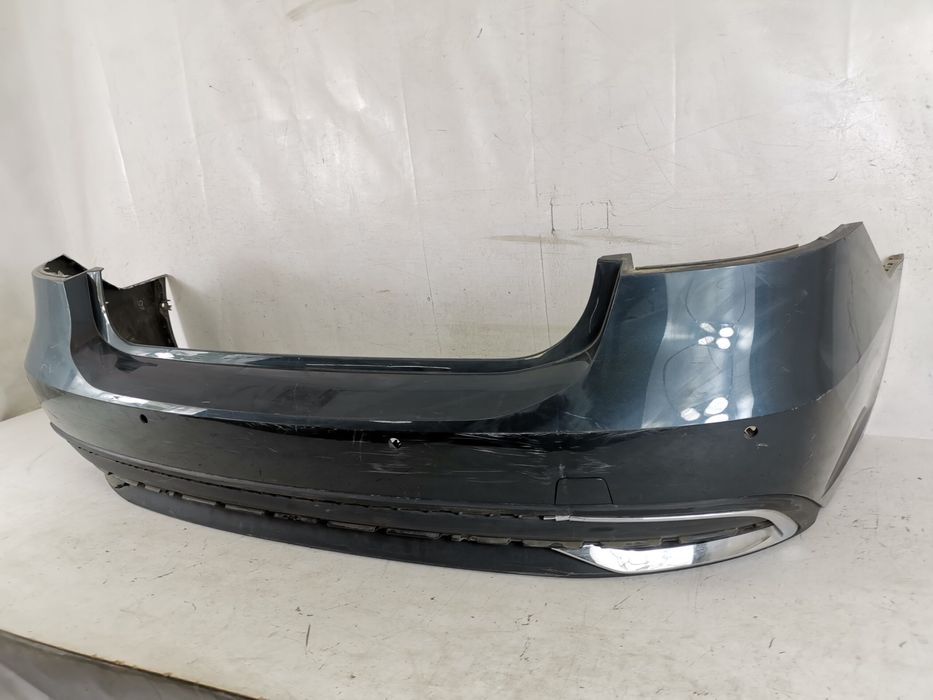 Задна броня с полица Ауди А7 2 / Audi A7 2 [ - ] Оригинална, в добро с