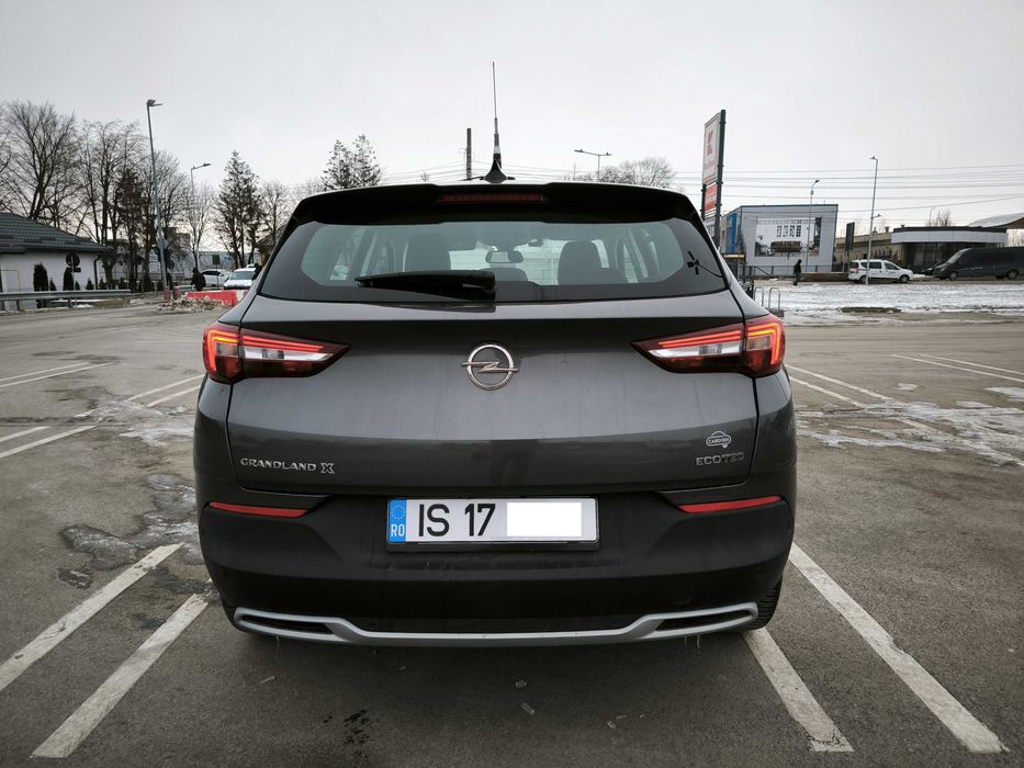 Opel Grandland X 2020 1.2 benzina, automat, 58560 km