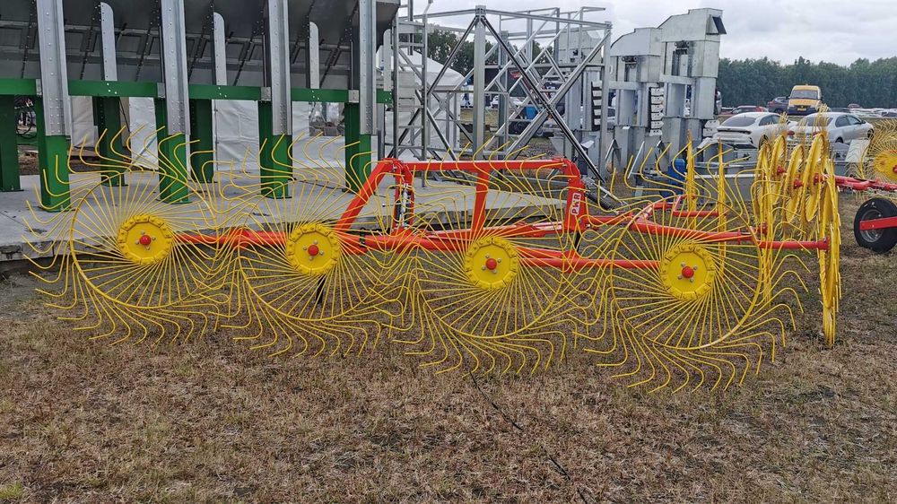 Грабли навесные PWR 8 HARVEST