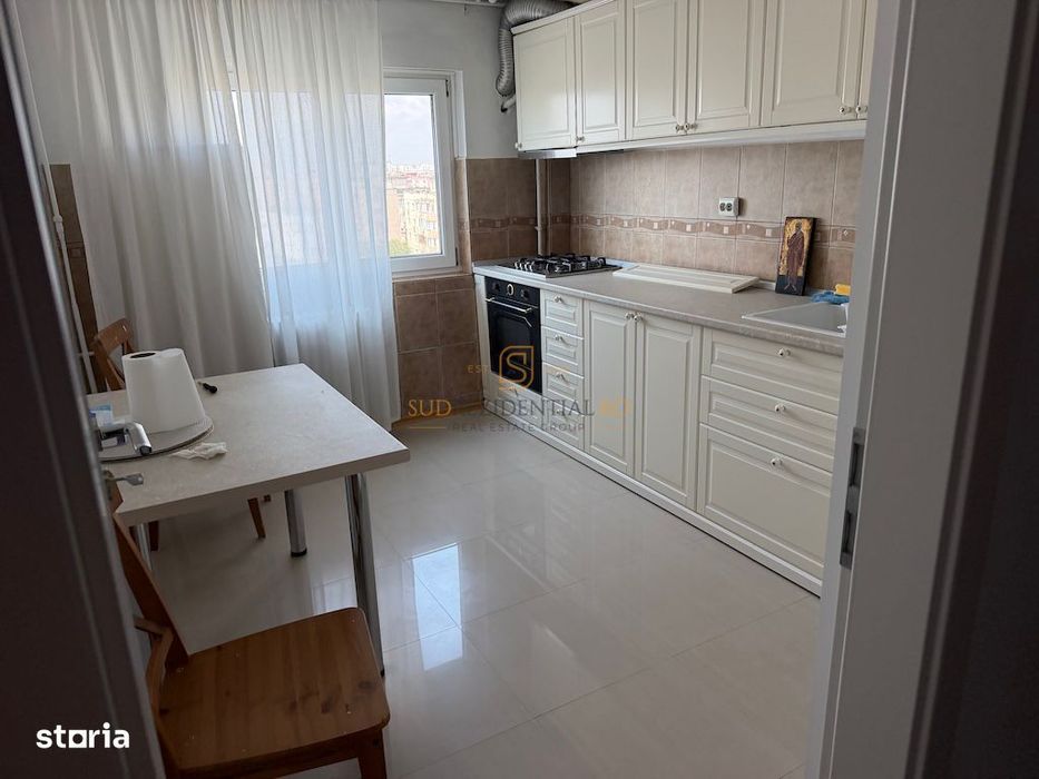 Apartament 3 camere , renovat recent, zona Sebastian-Rahova