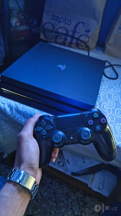 PlayStation 4 Pro 1TB+joysstik+oyinlar