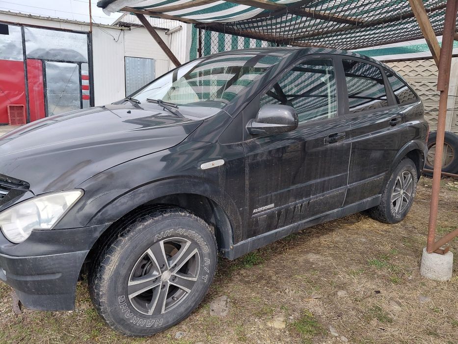 Vând Ssangyon Actyon sau schimb cu microbuz 8+1