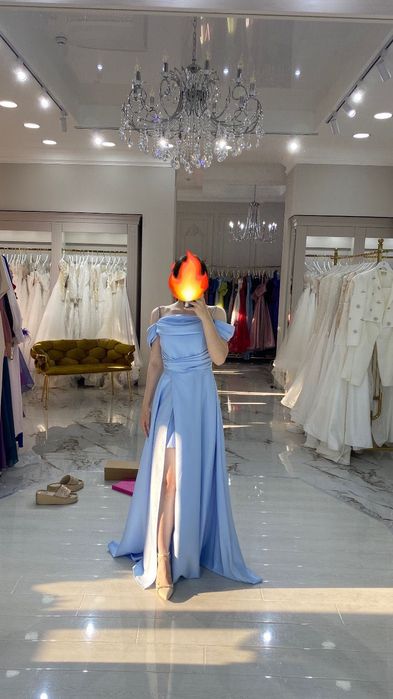 продаю вечерний платье