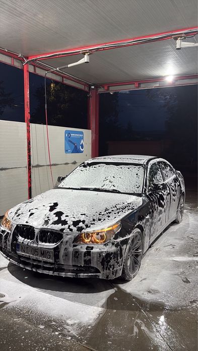 Vând BMW E60 525D